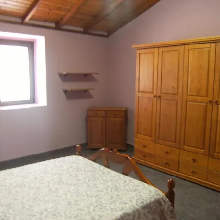 Casa Rural - La Casita Del Monte Сasa de vacaciones